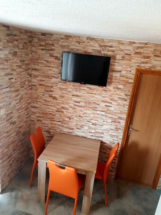 Apartments Marko Vir Dış mekan fotoğraf