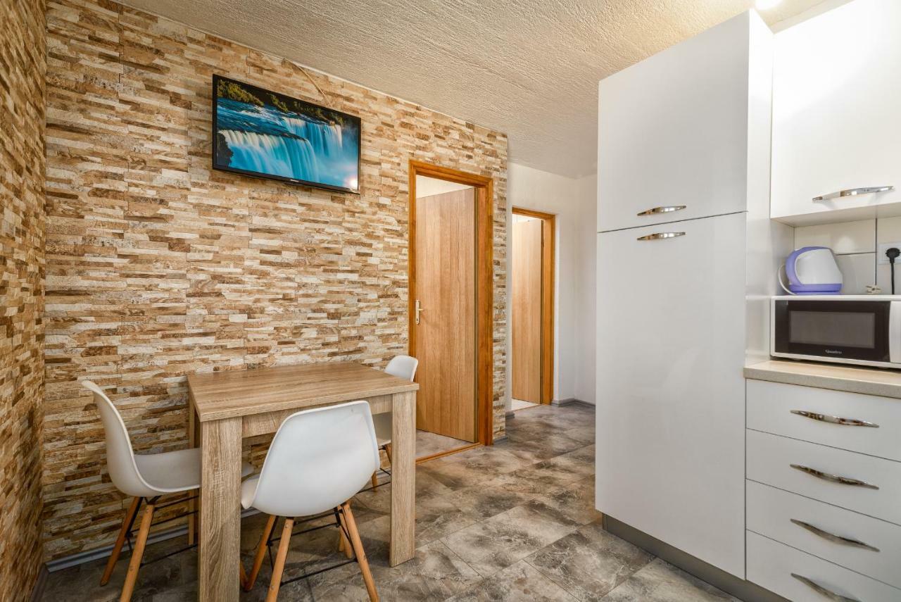 Apartments Marko Vir Dış mekan fotoğraf